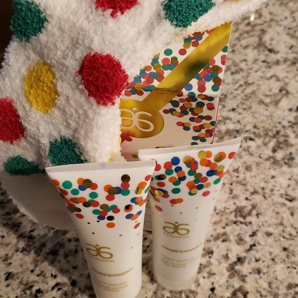 Arbonne Pampermint set - Picture 2 of 3